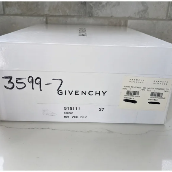 GIVENCHY black leather gladiator sandals - Picture 13 of 14